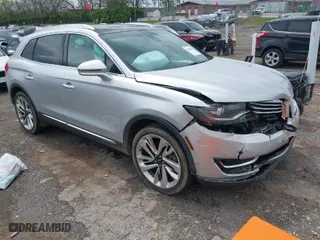 2016 Lincoln MKX Reserve with VIN 2LMPJ8LP8GBL84279, listed as a IAAI auction lot 41900294 with 70,958 mi miles. Bid and sale history available at carsss.com. Image 1.