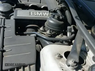 2006 BMW 3 Series 325i с VIN WBAVB17536NH93555, выставлен на аукционе IAAI как лот 43270316 с пробегом 187 685 миль миль и . История ставок и продаж доступна на DreamBid. Изображение 20.