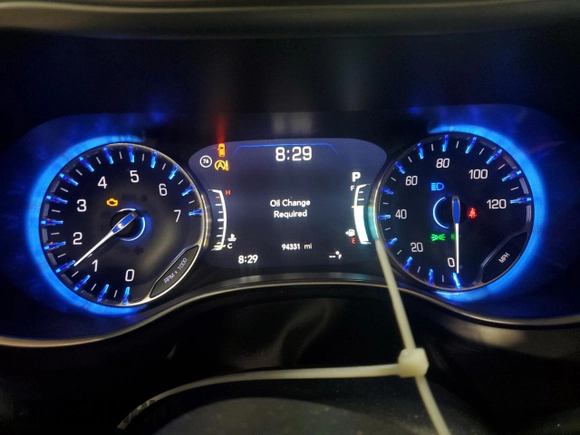 2017 Chrysler Pacifica Limited z VIN 2C4RC1GG6HR753623, wystawiony jako Copart lot #56706795 z przebiegiem 94 331 mil mil oraz Szkoda całkowita • Salvage title. Historia ofert i sprzedaży dostępna na DreamBid. Obrazek 9.