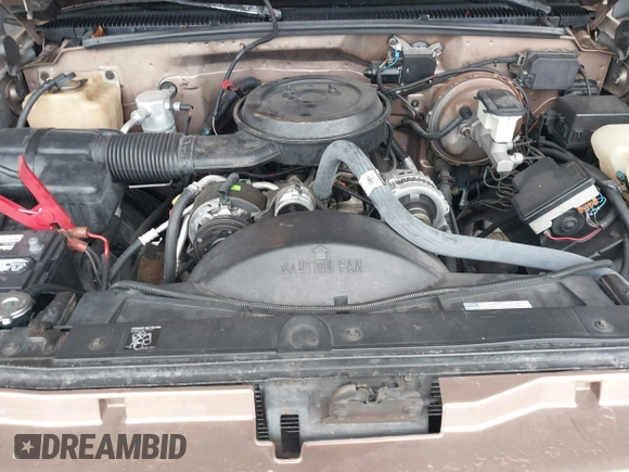 1995 GMC Sierra 1500 z VIN 2GTEK19K1S1535176, wystawiony jako IAAI lot #42243366 z przebiegiem 220 755 mil mil oraz . Historia ofert i sprzedaży dostępna na DreamBid. Obrazek 10.