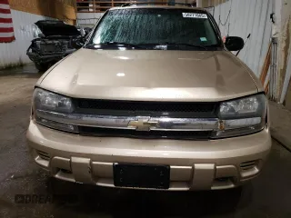 2005 Chevrolet TrailBlazer LS with VIN 1GNDT13S252282267, listed as a Copart auction lot 50271085 with 184,070 mi miles and Clean Title. Bid and sale history available at carsss.com. Image 5.