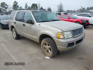 2004 Ford Explorer XLT with VIN 1FMDU73K24ZA20601, listed as a IAAI auction lot 41531594 with Not Provided miles. Bid and sale history available at carsss.com. Image 1.