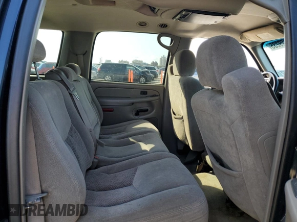 2004 Chevrolet Suburban LS with VIN 3GNEC16Z64G163608, listed as a Copart auction lot 56529235 with 198,005 mi miles and Salvage title. Bid and sale history available at DreamBid. Image 11.