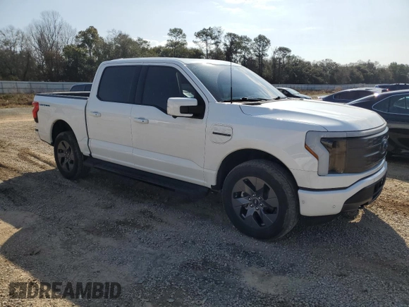2022 Ford F-150 Lightning Pro z VIN 1FT6W1EV6NWG01209, wystawiony jako Copart lot #45301935 z przebiegiem 25 141 mil mil oraz Szkody całkowita. Historia ofert i sprzedaży dostępna na DreamBid. Obrazek 4.