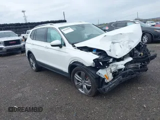 2019 Volkswagen Tiguan SEL Premium with VIN 3VV4B7AX9KM053328, listed as a IAAI auction lot 41960908 with 42,821 mi miles and . Bid and sale history available at DreamBid. Image 1.