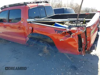 2017 Toyota Tacoma SR5 with VIN 5TFAZ5CN3HX023869, listed as a IAAI auction lot 41661581 with 158,145 mi miles and . Bid and sale history available at carsss.com. Image 6.