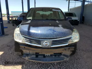 2009 Nissan Versa S z VIN 3N1BC11E89L399629, wystawiony jako Copart lot #57353335 z przebiegiem 169 245 mil mil oraz Szkody całkowita. Historia ofert i sprzedaży dostępna na DreamBid. Obrazek 5.