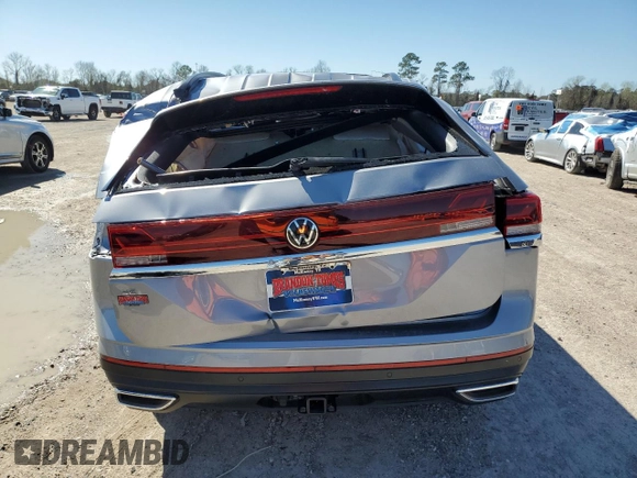 2024 Volkswagen Atlas SE z VIN 1V2JR2CA4RC552640, wystawiony jako Copart lot #48575215 z przebiegiem 9 365 mil mil oraz Nie do naprawy • Non repairable. Historia ofert i sprzedaży dostępna na DreamBid. Obrazek 6.