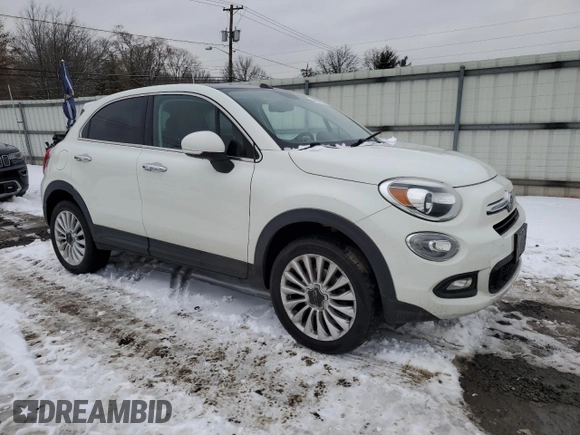 2016 FIAT 500X Lounge z VIN ZFBCFYDT2GP365900, wystawiony jako Copart lot #44891615 z przebiegiem 129 299 mil mil oraz Szkody całkowita. Historia ofert i sprzedaży dostępna na DreamBid. Obrazek 4.