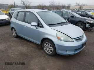 2007 Honda Fit with VIN JHMGD38417S035560, listed as a IAAI auction lot 41960233 with 130,161 mi miles. Bid and sale history available at carsss.com. Image 1.