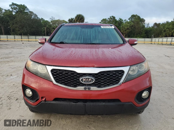 2011 Kia Sorento EX with VIN 5XYKU4A28BG015573, listed as a Copart auction lot 86657014 with 88,250 mi miles and Salvage Title. Bid and sale history available at carsss.com. Image 5.