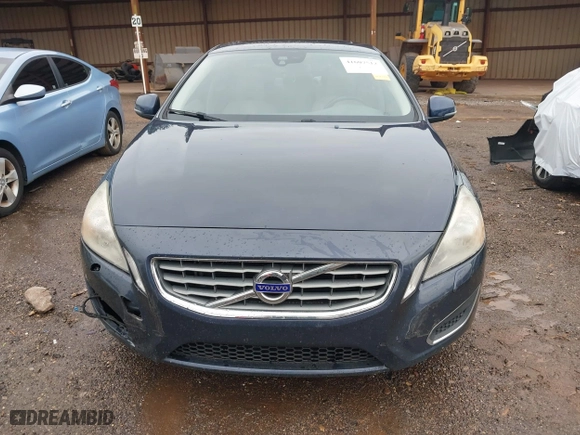 2012 Volvo S60 T5 with VIN YV1622FS9C2129267, listed as a IAAI auction lot 41607512 with 189,212 mi miles. Bid and sale history available at carsss.com. Image 6.