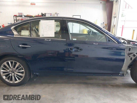 2024 Infiniti Q50 Luxe with VIN JN1EV7BR9RM631852, listed as a IAAI auction lot 40528778 with 2,862 mi miles and . Bid and sale history available at DreamBid. Image 14.