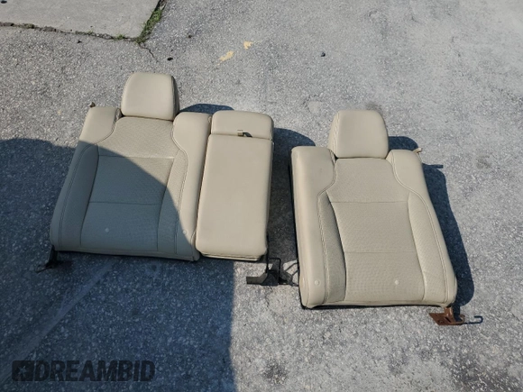 2015 Ford Taurus Limited с VIN 1FAHP2F8XFG154941, выставлен на аукционе Copart как лот 62175545 с пробегом 80 976 миль миль и Чистый • Clean title. История ставок и продаж доступна на DreamBid. Изображение 12.