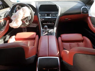 2022 BMW M8 Competition z VIN WBSGV0C08NCK26720, wystawiony jako Copart lot #78250474 z przebiegiem Nie podano mil oraz Szkoda całkowita • Salvage title. Historia ofert i sprzedaży dostępna na DreamBid. Obrazek 8.