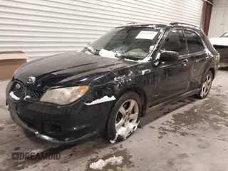2006 Subaru Impreza i с VIN JF1GG676X6H817337, выставлен на аукционе IAAI как лот 41423985 с пробегом 207 000 миль миль и . История ставок и продаж доступна на DreamBid. Изображение 17.