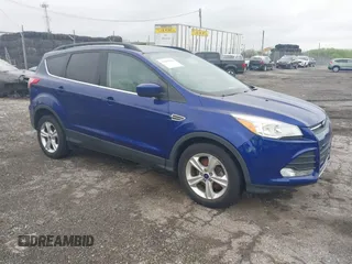 2015 Ford Escape SE with VIN 1FMCU0GX0FUB57156, listed as a IAAI auction lot 42201926 with Not Provided miles. Bid and sale history available at carsss.com. Image 1.