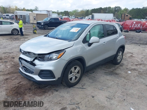 2021 Chevrolet Trax LS z VIN KL7CJKSB3MB334180, wystawiony jako IAAI lot #41951382 z przebiegiem 44 331 mil mil oraz . Historia ofert i sprzedaży dostępna na DreamBid. Obrazek 17.