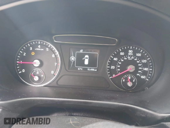 2016 Kia Sorento LX with VIN 5XYPG4A34GG097072, listed as a IAAI auction lot 41892344 with 91,496 mi miles and . Bid and sale history available at DreamBid. Image 7.