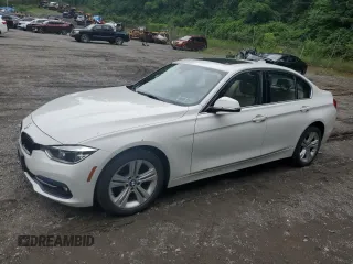 2017 BMW 3 Series 330i xDrive z VIN WBA8D9G54HNT91162, wystawiony jako Copart lot #62692115 z przebiegiem 100 554 mil mil oraz Szkoda całkowita • Salvage title. Historia ofert i sprzedaży dostępna na DreamBid. Obrazek 1.
