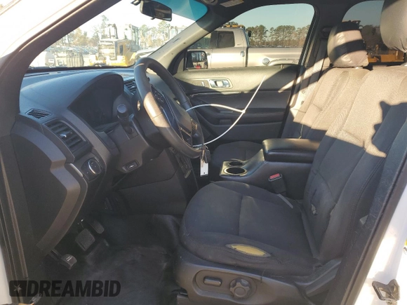 2016 Ford Utility Police Interceptor with VIN 1FM5K8AR4GGC94883, listed as a Copart auction lot 83834224 with 117,539 mi miles and Salvage Title. Bid and sale history available at carsss.com. Image 7.