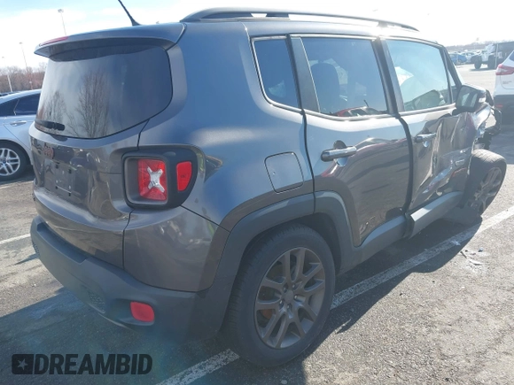 2016 Jeep Renegade Latitude with VIN ZACCJBBT9GPD52754, listed as a IAAI auction lot 41868531 with 161,159 mi miles. Bid and sale history available at carsss.com. Image 4.
