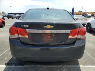 2015 Chevrolet Cruze LS with VIN 1G1PA5SG2F7102279, listed as a Copart auction lot 53270605 with 85,300 mi miles and Clean Title. Bid and sale history available at DreamBid. Image 6.