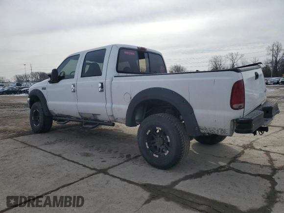 1999 Ford F-250 XL with VIN 1FTNX21S7XEE25340, listed as a Copart auction lot 45423925 with 324,950 mi miles and Salvage title. Bid and sale history available at DreamBid. Image 2.