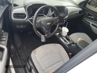 2022 Chevrolet Equinox LS z VIN 3GNAX5EV3NS161855, wystawiony jako Copart lot #43421695 z przebiegiem 94 383 mil mil oraz Szkoda całkowita • Salvage title. Historia ofert i sprzedaży dostępna na DreamBid. Obrazek 8.
