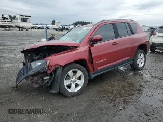 2015 Jeep Compass Latitude with VIN 1C4NJDEB1FD395134, listed as a Copart auction lot 47874035 with 180,985 mi miles and Salvage Title. Bid and sale history available at carsss.com. Image 1.