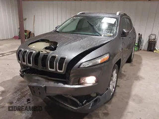 2016 Jeep Cherokee High Altitude with VIN 1C4PJLDB6GW280989, listed as a IAAI auction lot 41918911 with 142,695 mi miles. Bid and sale history available at carsss.com. Image 2.