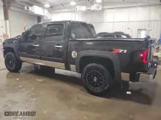 2008 Chevrolet Silverado 1500 LT w/1LT with VIN 2GCEK13M681101175, listed as a Copart auction lot 88976105 with 198,026 mi miles and Non Repairable. Bid and sale history available at carsss.com. Image 2.