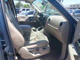 2004 Ford Expedition Eddie Bauer с VIN 1FMFU18L34LA90831, выставлен на аукционе IAAI как лот 42276730 с пробегом 211 521 миль миль и . История ставок и продаж доступна на DreamBid. Изображение 5.