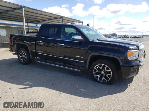 2015 GMC Sierra 1500 Denali with VIN 3GTU2WEJ8FG239493, listed as a Copart auction lot 51462805 with 90,737 mi miles and Salvage Title. Bid and sale history available at DreamBid. Image 4.
