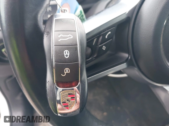 2015 Porsche Macan S с VIN WP1AB2A59FLB53101, выставлен на аукционе IAAI как лот 42371277 с пробегом 47 278 миль миль и . История ставок и продаж доступна на DreamBid. Изображение 11.