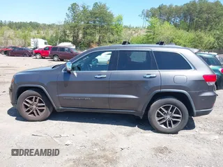 2017 Jeep Grand Cherokee Limited with VIN 1C4RJEBG5HC949971, listed as a IAAI auction lot 41981446 with 117,746 mi miles. Bid and sale history available at carsss.com. Image 14.