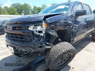 2023 Chevrolet Silverado 1500 LT with VIN 2GCUDDED1P1112779, listed as a IAAI auction lot 39847295 with 13,161 mi miles. Bid and sale history available at carsss.com. Image 6.