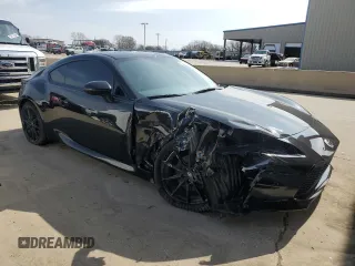 2024 Toyota 86 Premium with VIN JF1ZNBE16R9756596, listed as a Copart auction lot 45268525 with 10,611 mi miles and Clean Title. Bid and sale history available at DreamBid. Image 4.