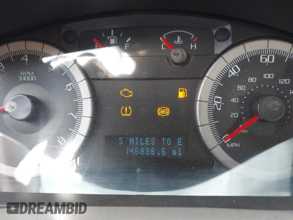 2008 Ford Escape XLT with VIN 1FMCU931X8KA86343, listed as a IAAI auction lot 42036419 with 146,836 mi miles. Bid and sale history available at carsss.com. Image 7.