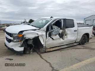 2019 Chevrolet Silverado 1500 Custom with VIN 3GCUYBEFXKG701159, listed as a Copart auction lot 85421754 with 95,432 mi miles and Salvage Title. Bid and sale history available at DreamBid. Image 1.