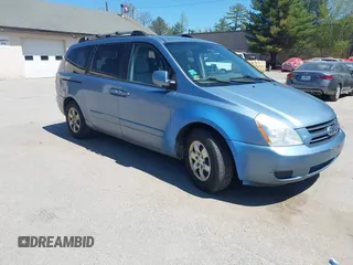 2007 Kia Sedona EX with VIN KNDMB233276158120, listed as a IAAI auction lot 42157778 with 222,920 mi miles. Bid and sale history available at carsss.com. Image 1.