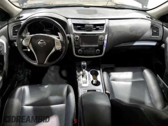 2018 Nissan Altima 2.5 SR with VIN 1N4AL3AP9JC268561, listed as a Copart auction lot 52104285 with 125,643 mi miles and Clean Title. Bid and sale history available at carsss.com. Image 8.