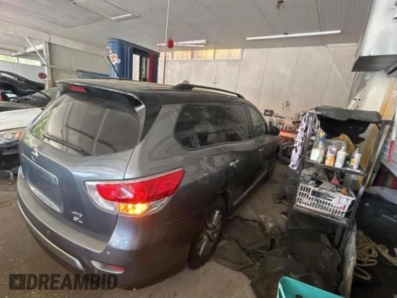2016 Nissan Pathfinder SV with VIN 5N1AR2MMXGC620958, listed as a Copart auction lot 62188295 with 67,443 mi miles and Clean title. Bid and sale history available at DreamBid. Image 4.