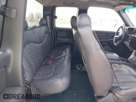 2001 Chevrolet Silverado 1500 LS with VIN 2GCEC19T311390663, listed as a IAAI auction lot 41557167 with 248,447 mi miles. Bid and sale history available at carsss.com. Image 8.
