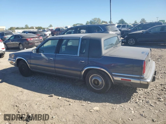 1990 Chrysler New Yorker z VIN 1C3XY66R4LD784183, wystawiony jako Copart lot #75364784 z przebiegiem 114 456 mil mil oraz Tytuł czysty. Historia ofert i sprzedaży dostępna na DreamBid. Obrazek 2.