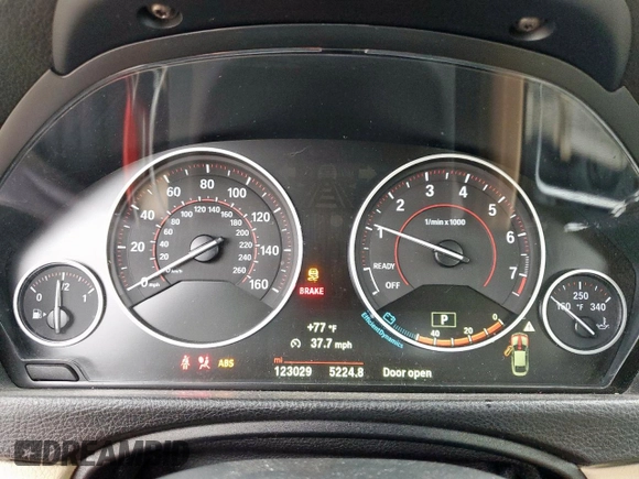 2018 BMW 4 Series 430i xDrive с VIN WBA4J3C53JBL03347, выставлен на аукционе Copart как лот 59724215 с пробегом 123 029 миль миль и Списание • Salvage title. История ставок и продаж доступна на DreamBid. Изображение 9.