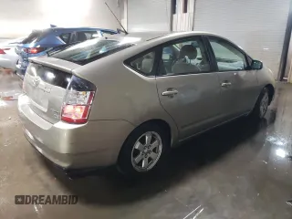 2004 Toyota Prius with VIN JTDKB20U640009390, listed as a Copart auction lot 88704105 with 203,798 mi miles and Salvage Title. Bid and sale history available at carsss.com. Image 3.