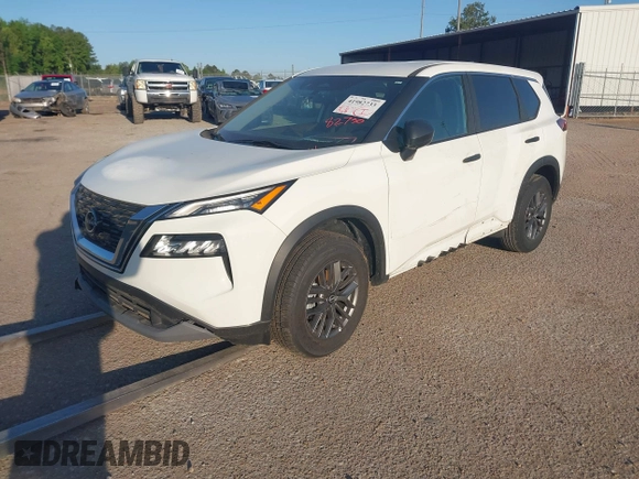2023 Nissan Rogue S with VIN 5N1BT3AAXPC828554, listed as a IAAI auction lot 41982733 with 1,760 mi miles. Bid and sale history available at carsss.com. Image 18.