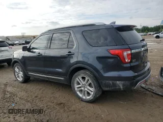 2017 Ford Explorer XLT z VIN 1FM5K8D89HGA99222, wystawiony jako Copart lot #58090105 z przebiegiem 166 221 mil mil oraz Szkoda całkowita • Salvage title. Historia ofert i sprzedaży dostępna na DreamBid. Obrazek 2.