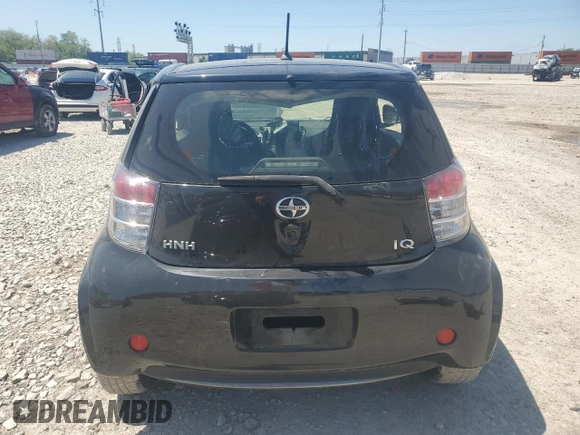 2012 Scion iQ z VIN JTNJJXB05CJ017720, wystawiony jako Copart lot #56152325 z przebiegiem 164 031 mil mil oraz Szkoda całkowita • Salvage title. Historia ofert i sprzedaży dostępna na DreamBid. Obrazek 6.